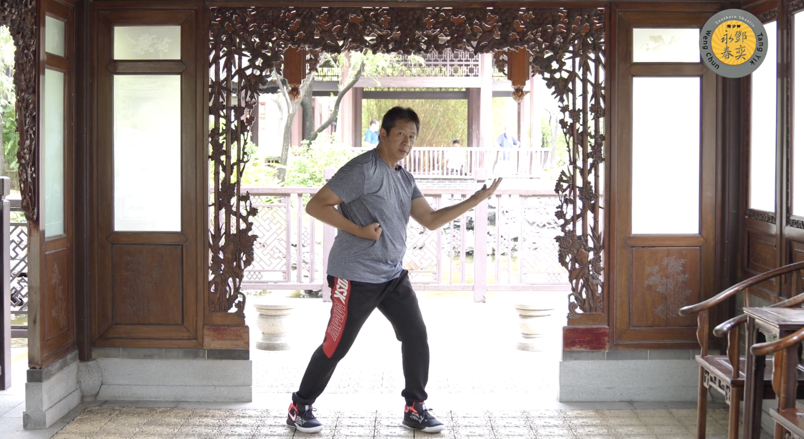 Sifu Sunny So demonstrating the Weng Chun Kuen form (Sao Yap Sao)